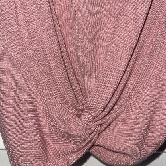 Pink Spaghetti Strap Crop Top - Picture 2 of 2